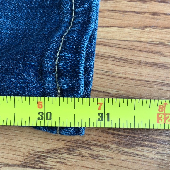 Lucky Brand Mid Rise Sweet Straight Jeans Size 10 - Picture 13 of 14